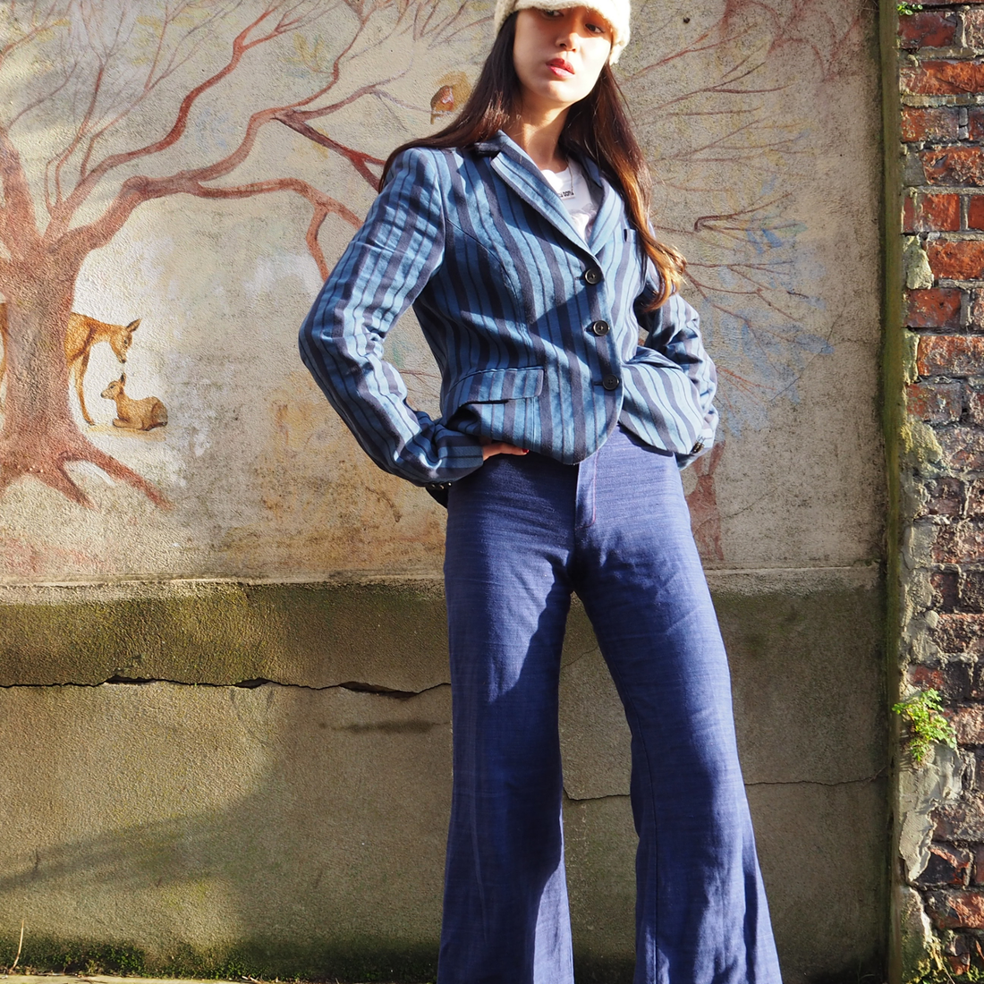 ニコのようなストライプジャケットスタイルをヴィンテージで