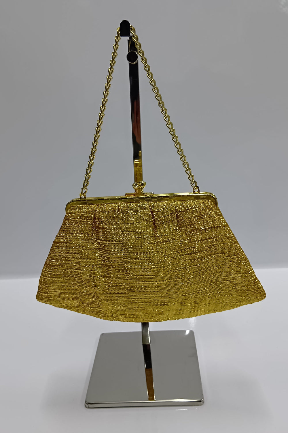 50s Gold mini clasp purse with flapper vibes