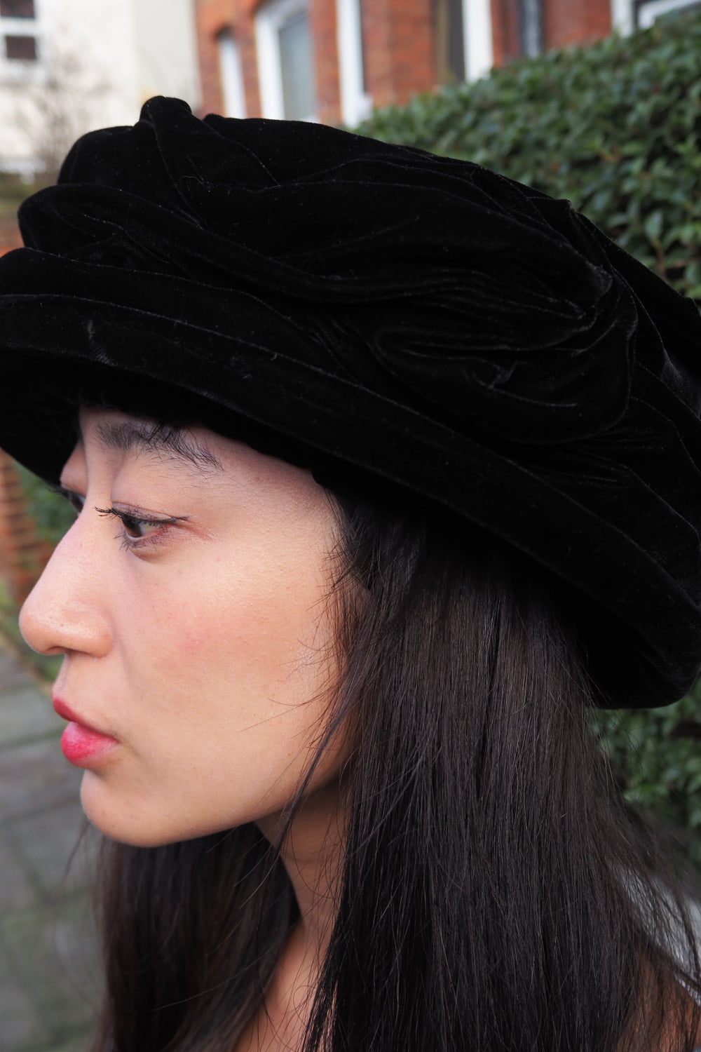 Sandra Phillips England 70-80s Black Velvet hat in Baroque style