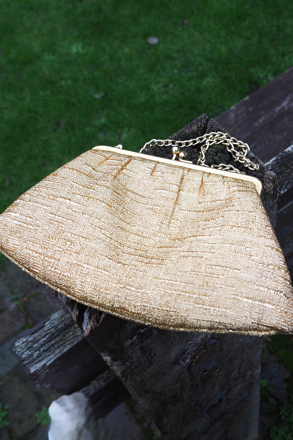 50s Gold mini clasp purse with flapper vibes