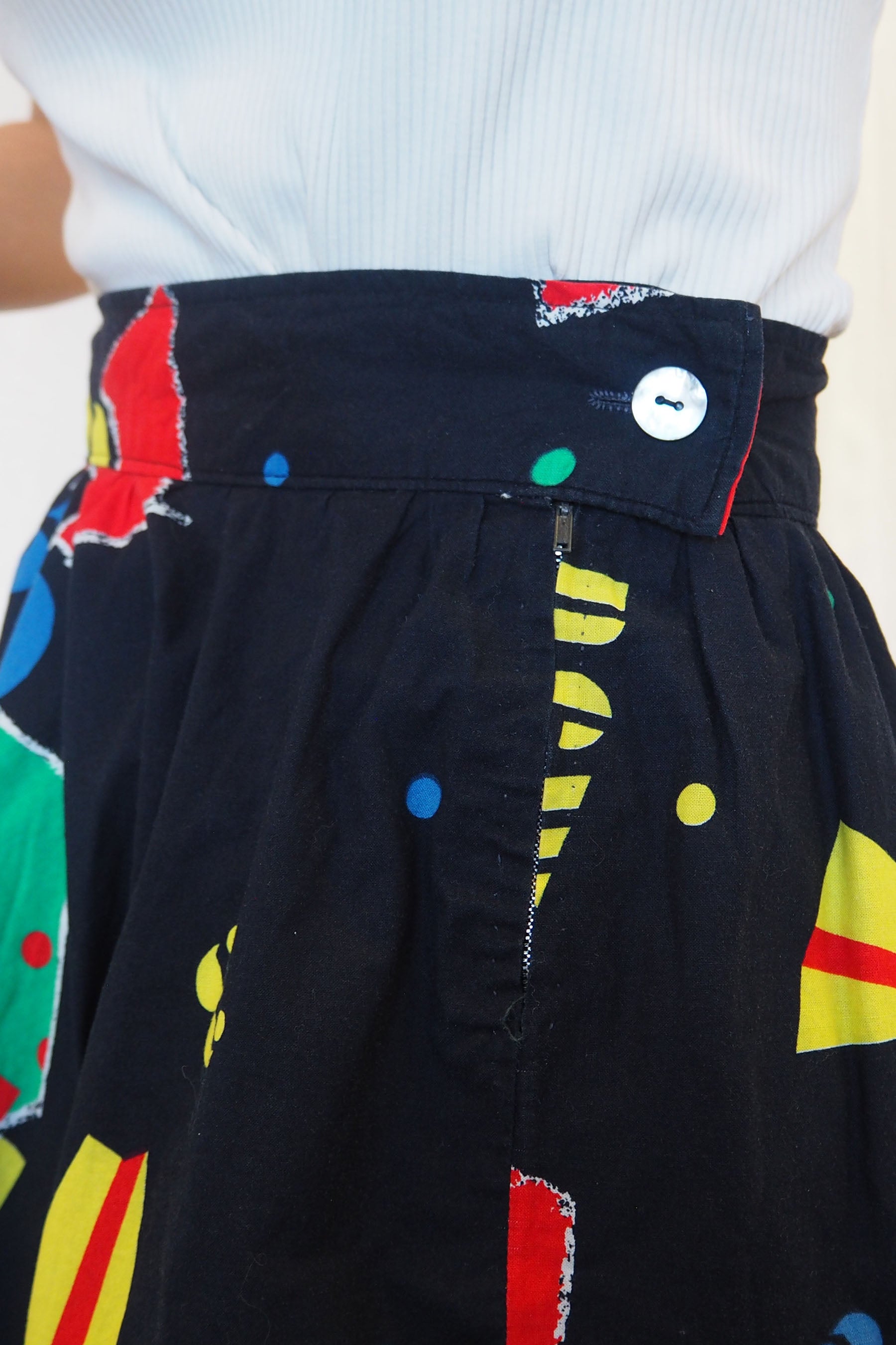 80's Geometric Pattern Circular Skirt Black
