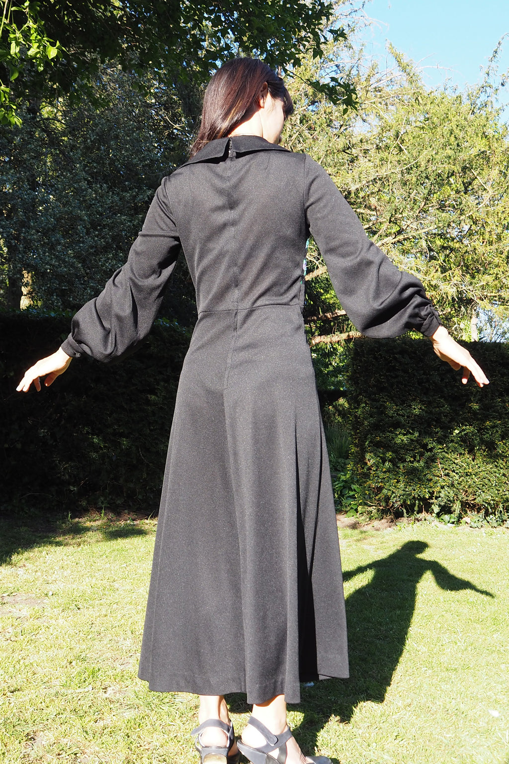 70's Tina Warren Zigzag Embroidered Dress Black