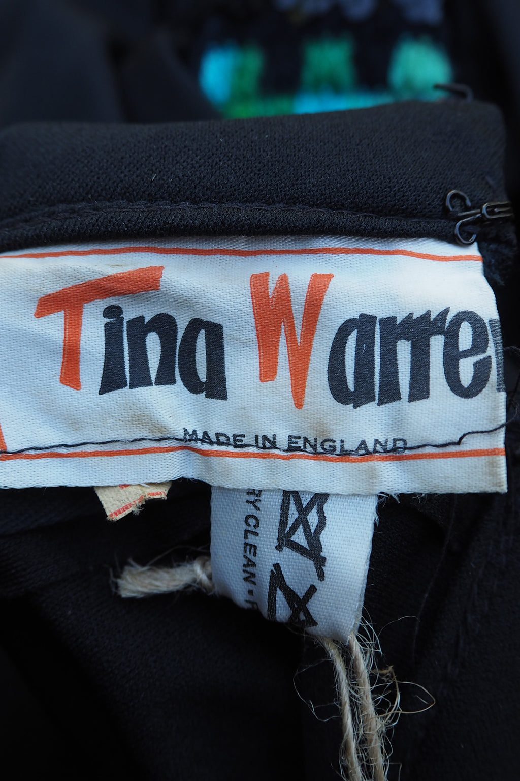 70's Tina Warren Zigzag Embroidered Dress Black