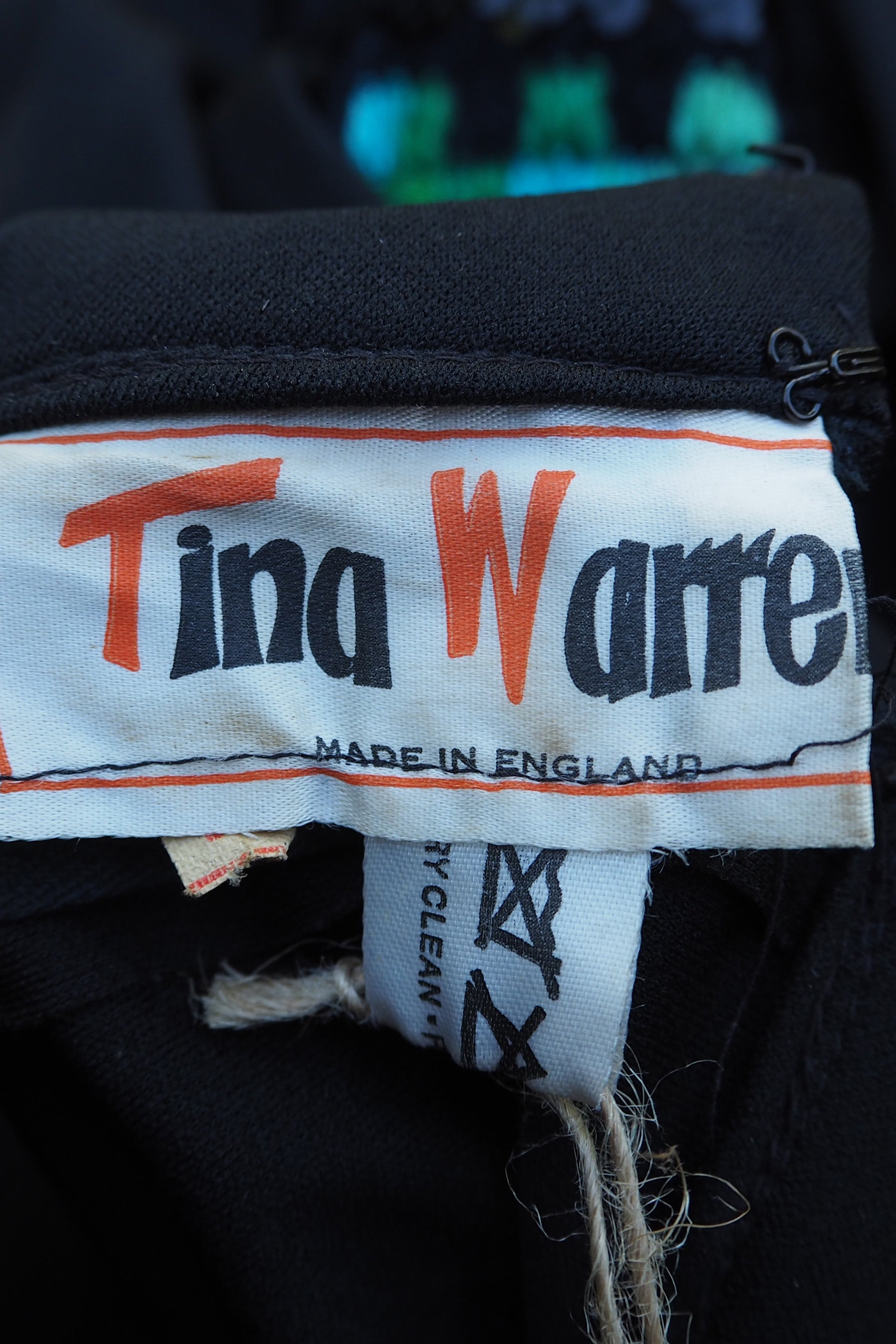 70's Tina Warren Zigzag Embroidered Dress Black