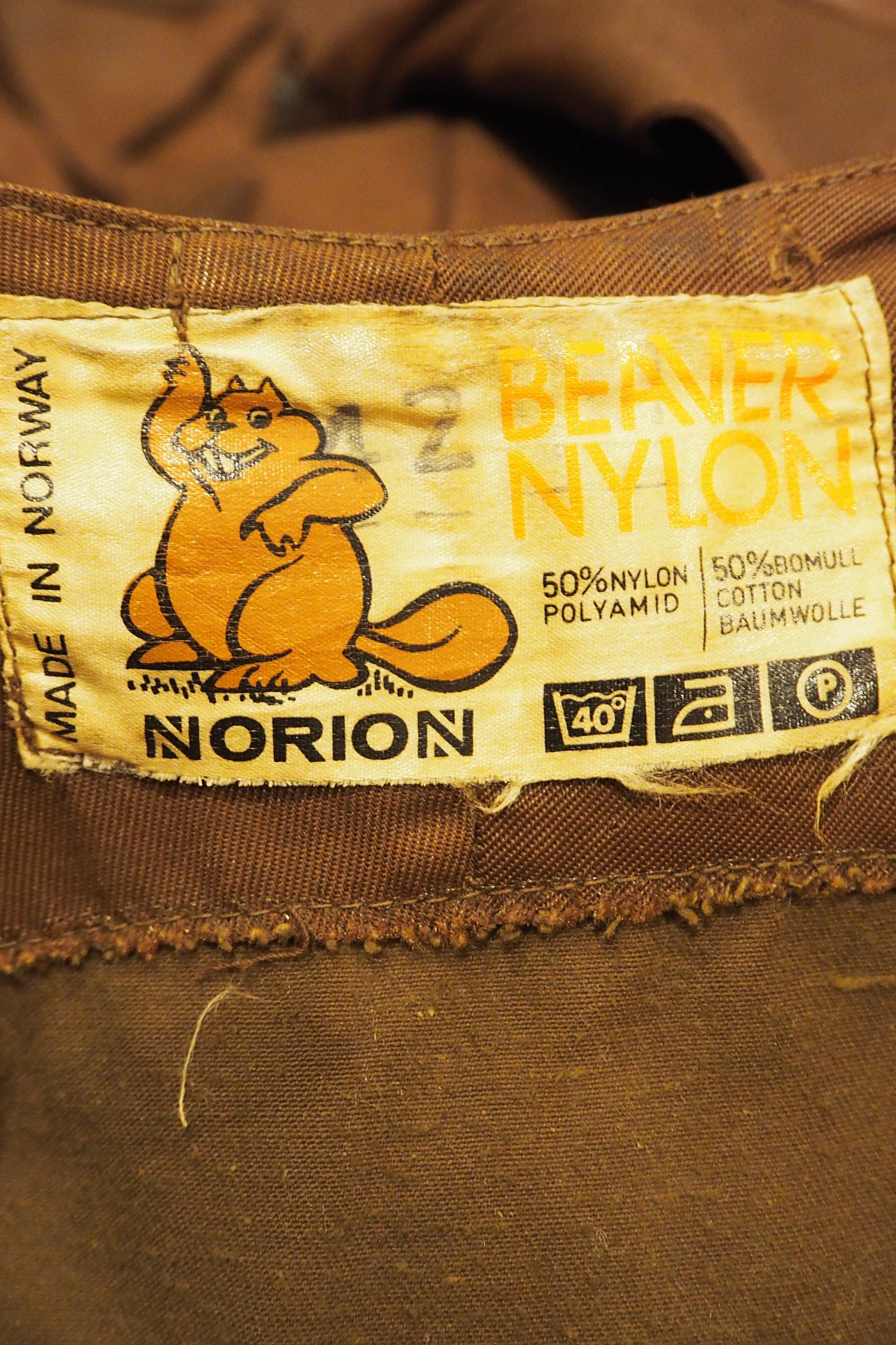 70's Norion BEAVER NYLON Hunting Vest Brown