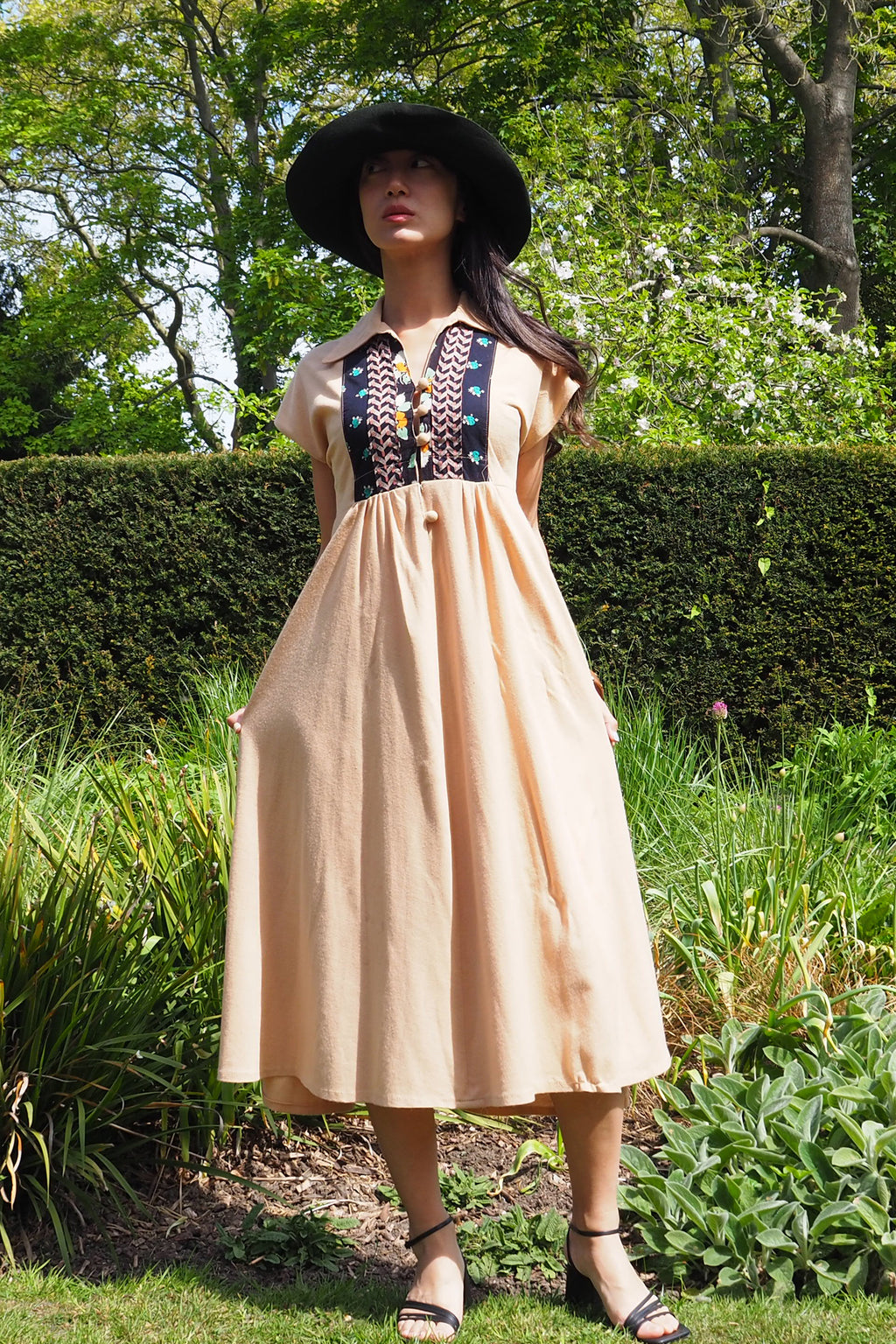70's David Silverman Afghan Style Dress Beige