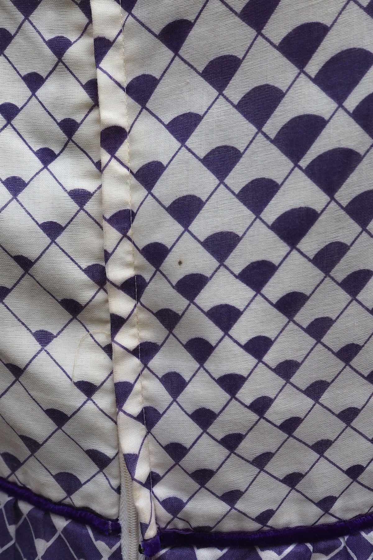 70's Geometric Empire Line Dress Purple/White