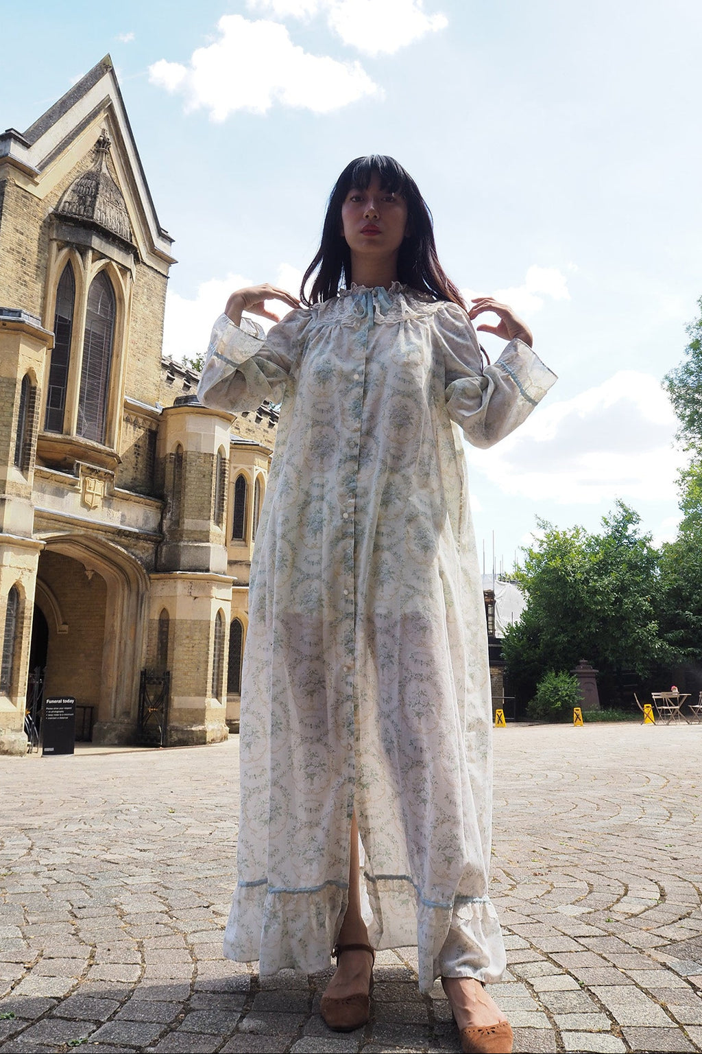 70's Night Gown London Vintage | Victorian Lace Cotton Dress