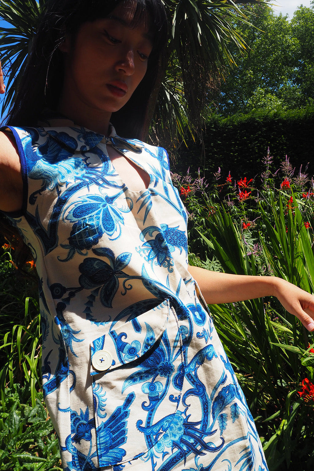 70's Oriental Mini Dress | Blue Floral Vintage Linen Style