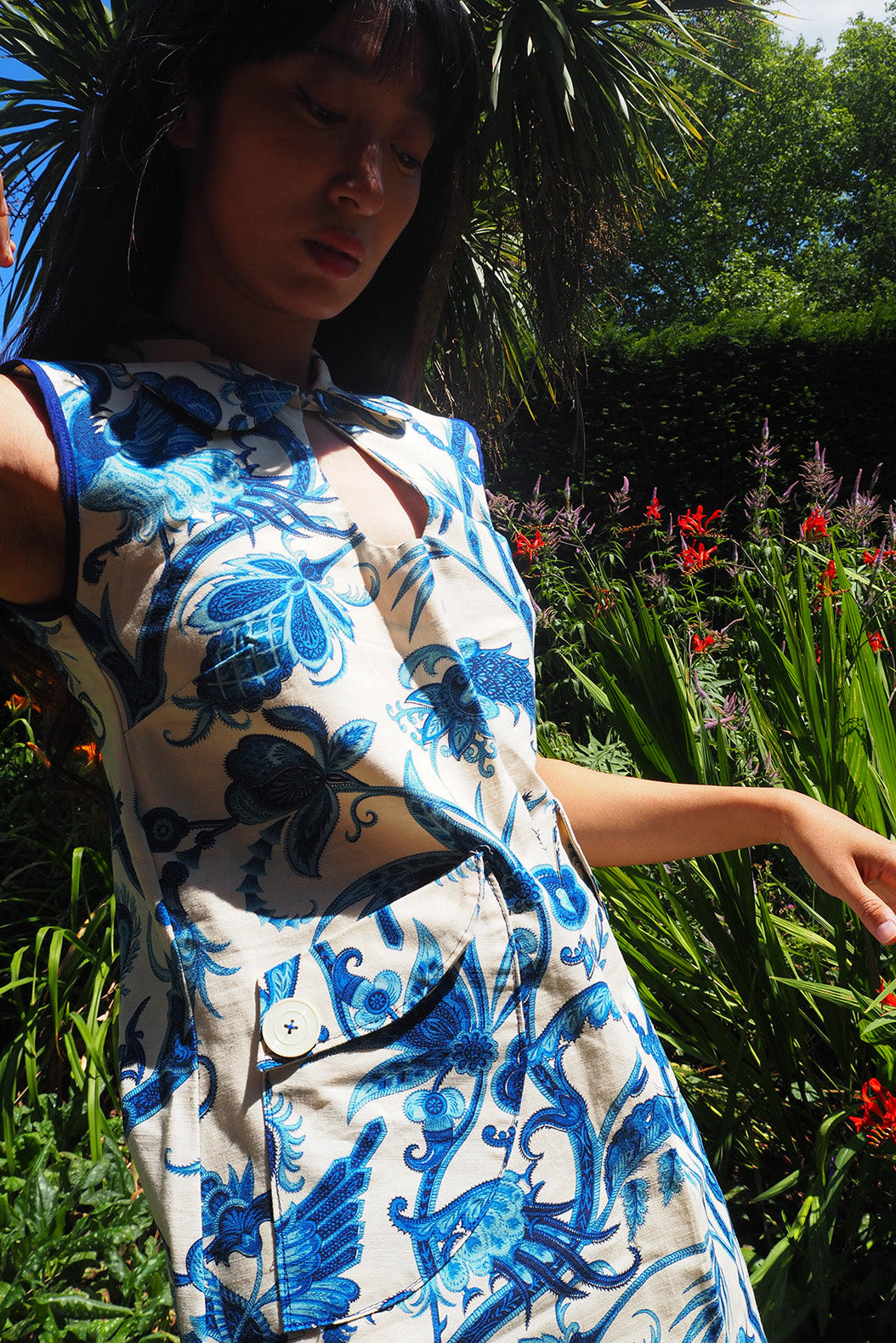 70's Oriental Mini Dress | Blue Floral Vintage Linen Style