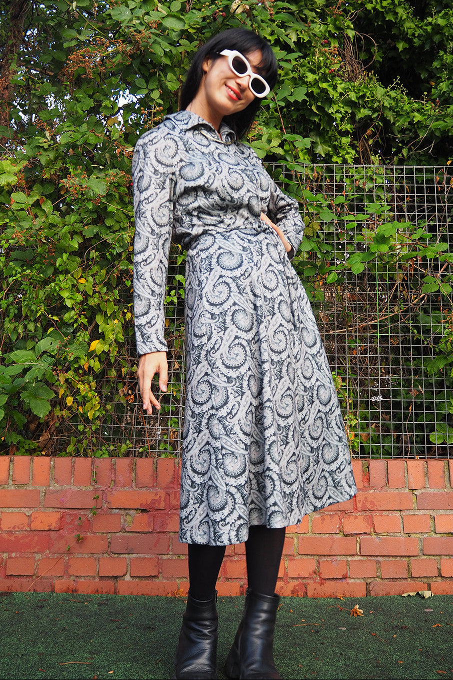 70's Paisley Dress Britain Vintage | Polyester Easy Care Dress