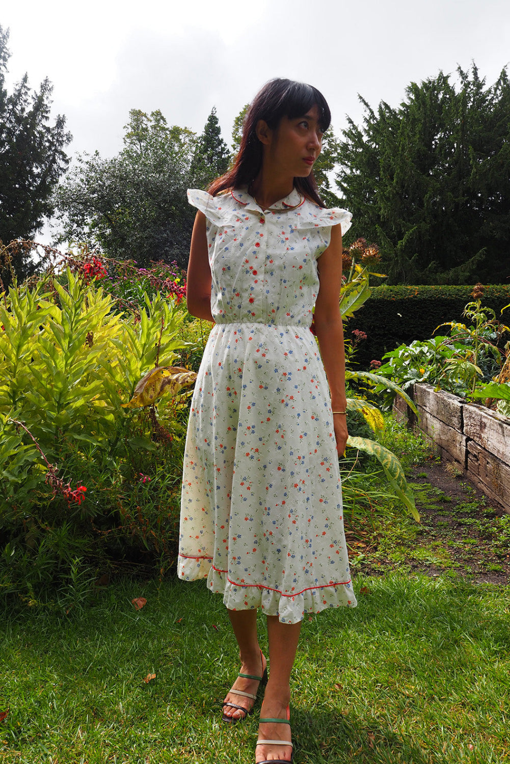 70's Girly ruffle dress