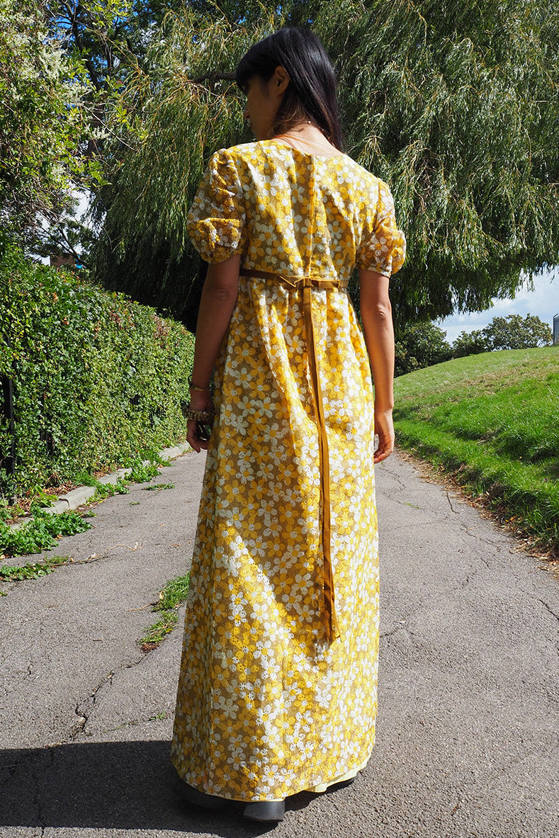 70's Daisy Lace Maxi Dress | Romantic British Vintage with Velvet Ribbon