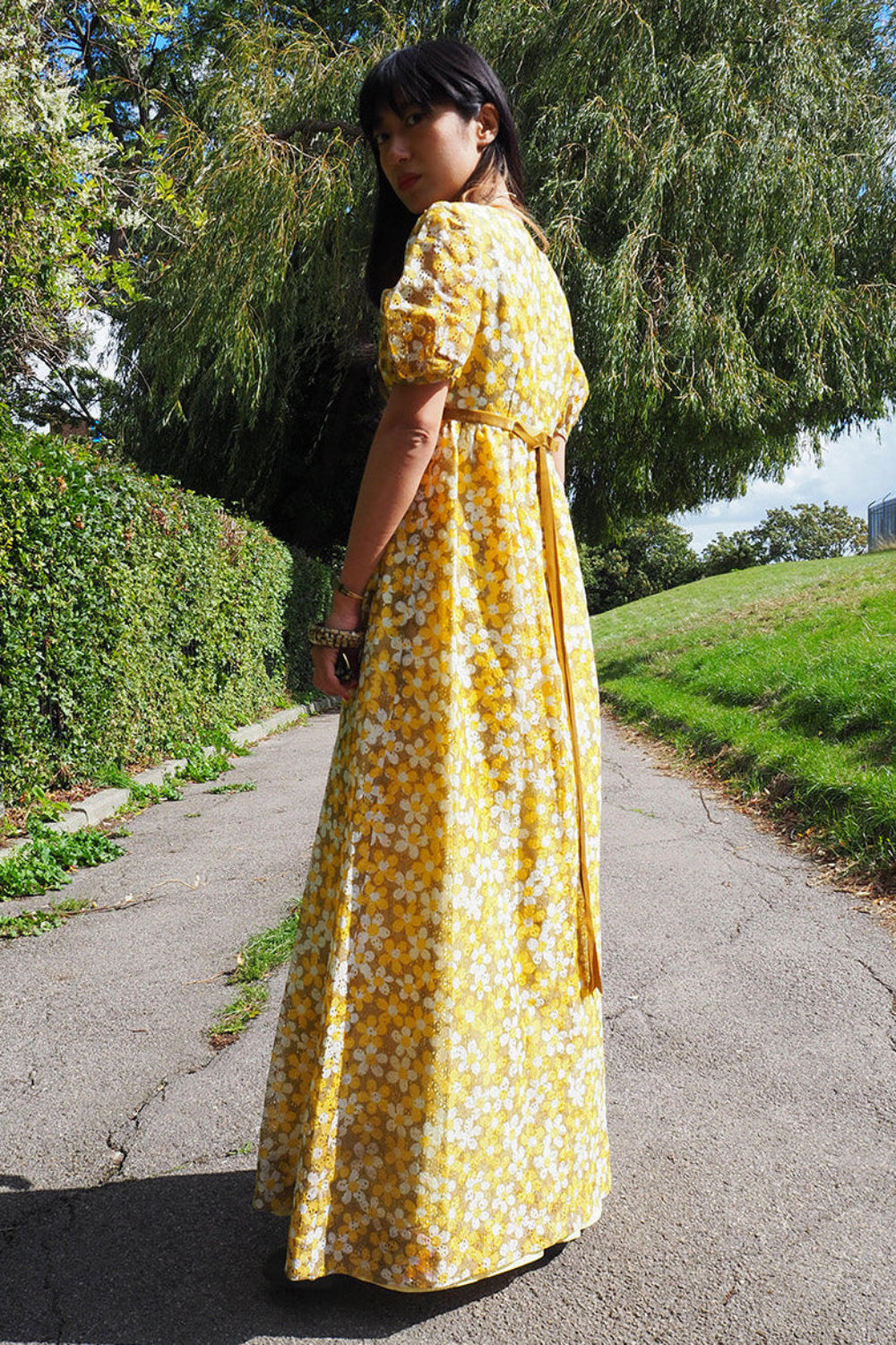 70's Daisy Lace Maxi Dress | Romantic British Vintage with Velvet Ribbon