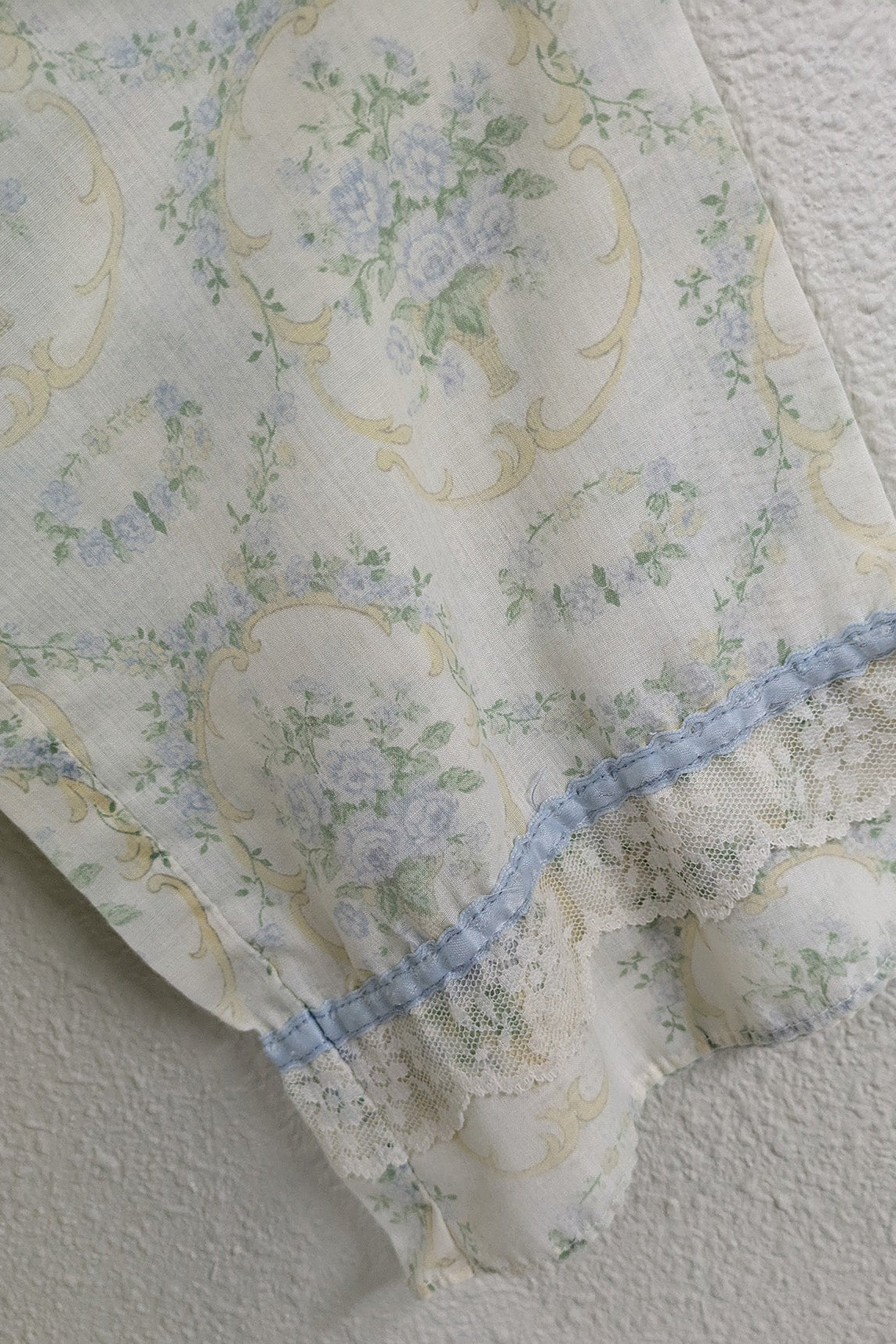 70's Night Gown London Vintage | Victorian Lace Cotton Dress