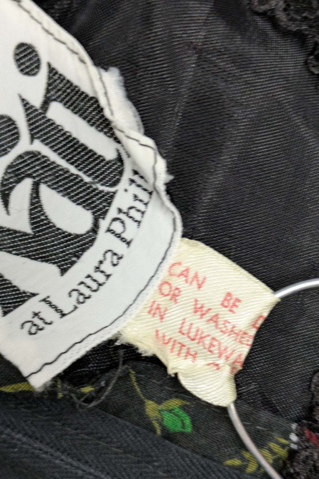 70s Vintage Kati at Laura Phillips Floral Dress - Black Ruffle Collar