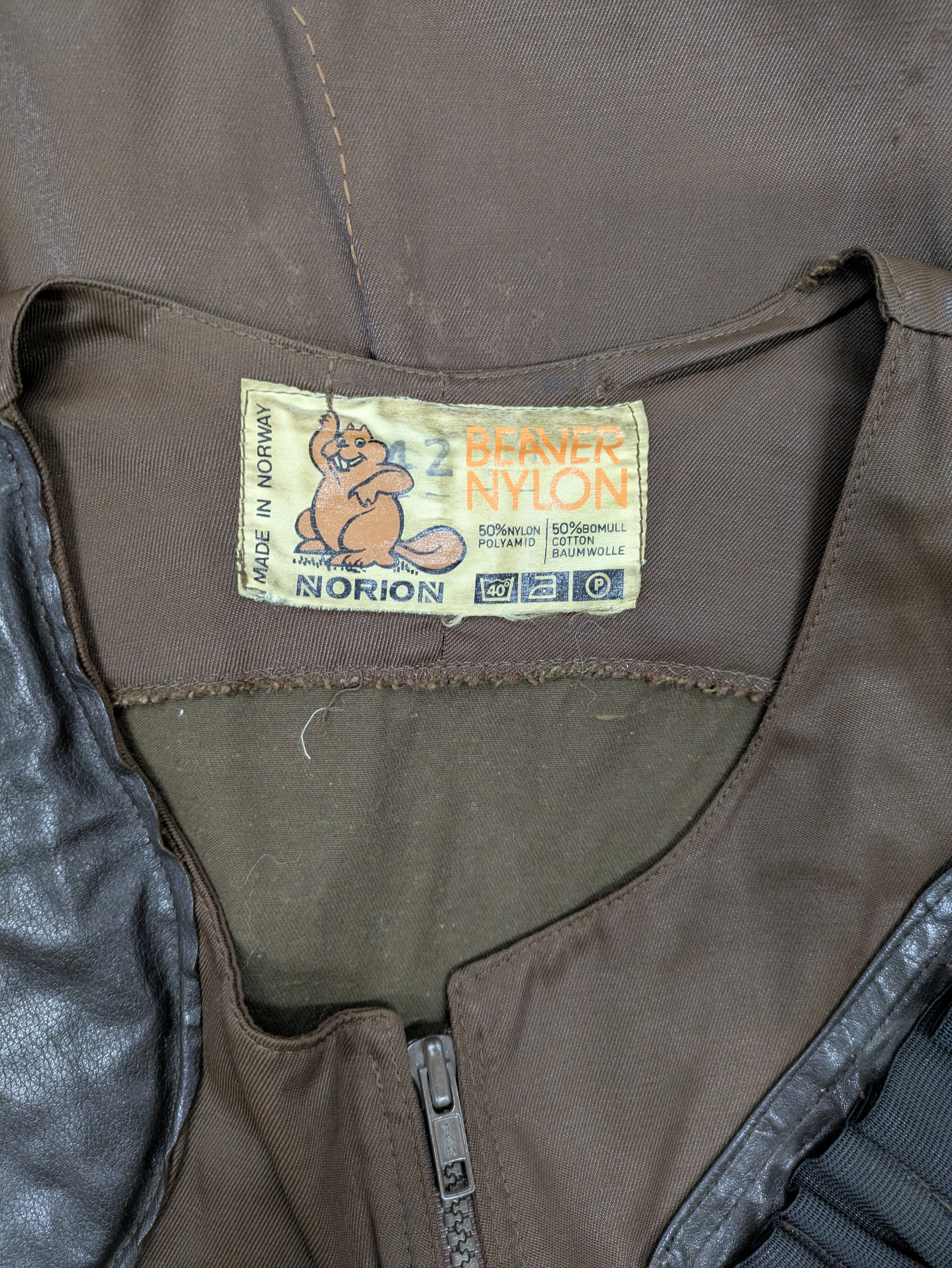 70's Norion BEAVER NYLON Hunting Vest Brown