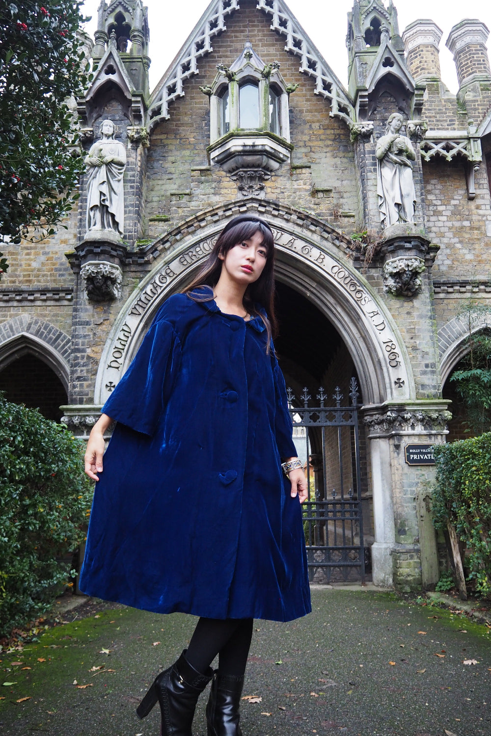 70s Vintage Blue Velvet Opera Cape - European Evening Wear