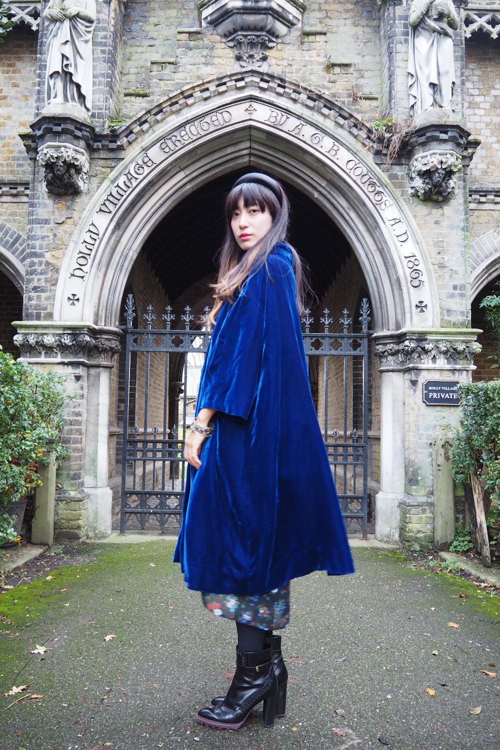 70s Vintage Blue Velvet Opera Cape - European Evening Wear