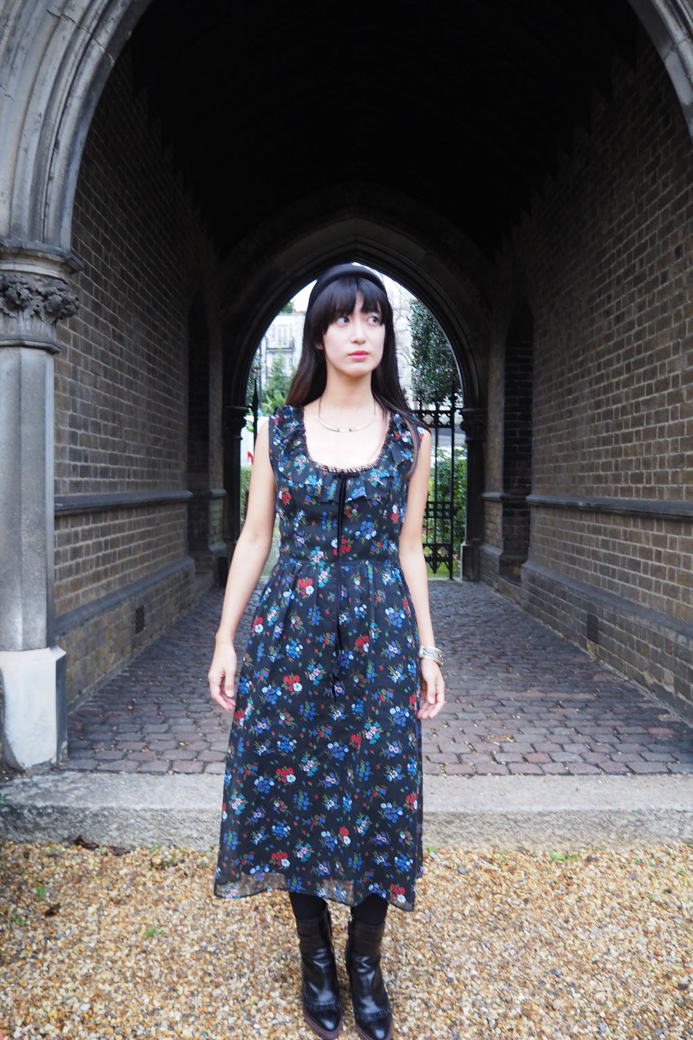 70s Vintage Kati at Laura Phillips Floral Dress - Black Ruffle Collar
