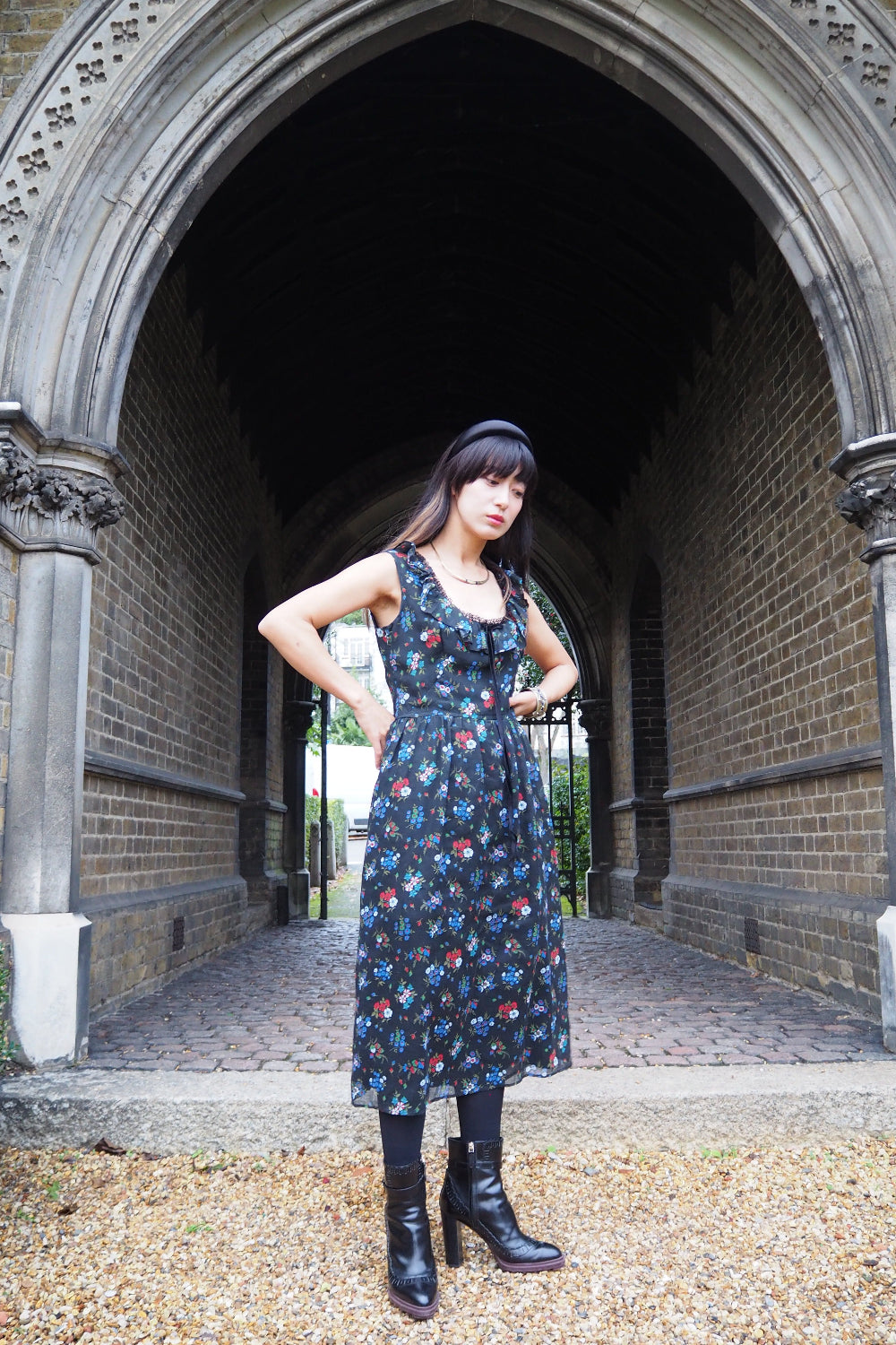 70s Vintage Kati at Laura Phillips Floral Dress - Black Ruffle Collar